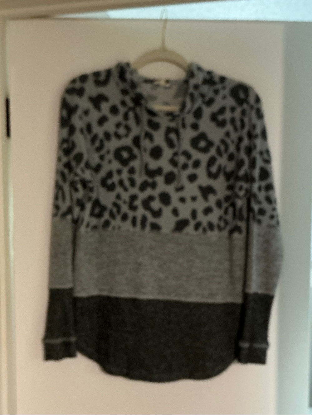Hem & Thread Gray Leopard Print Colorblock Hooded Pullover